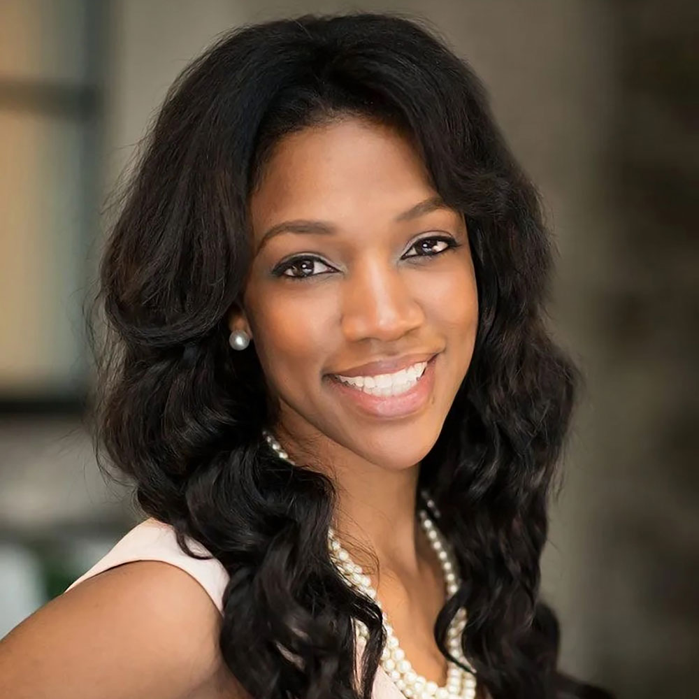Melodie Baker headshot